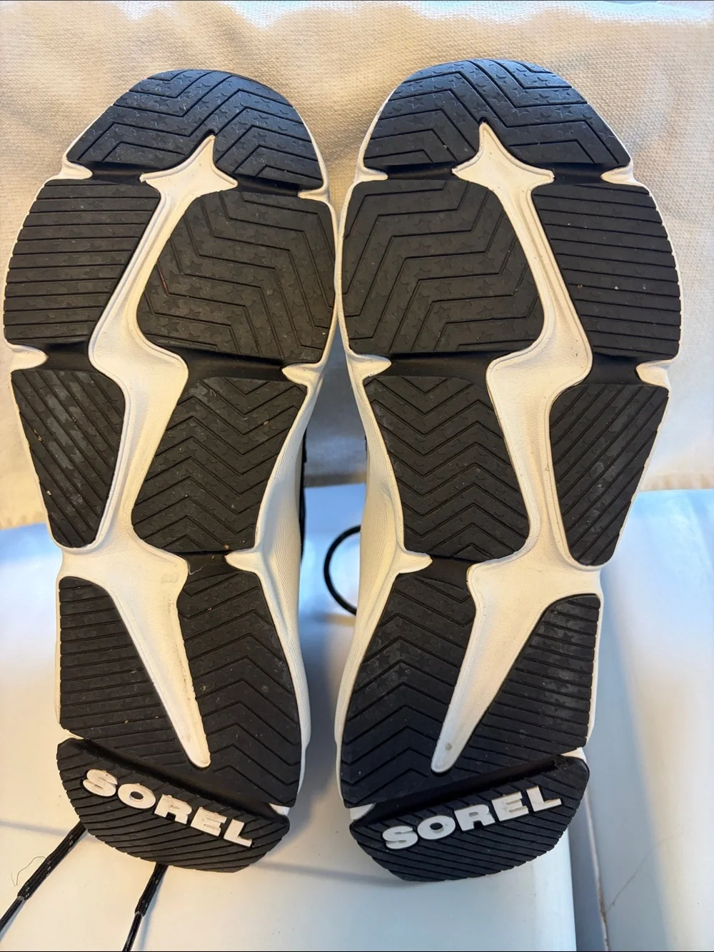 Sorel modern sneaker